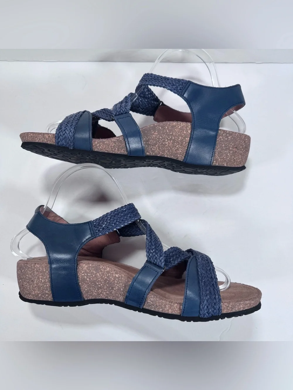 Taos Trulie Navy Blue Woven Leather Strappy Sandals Comfort Shoes Women 9.5W